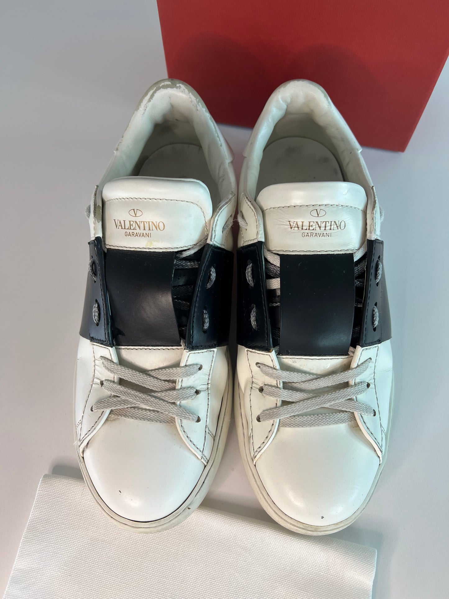 Valentino open 41