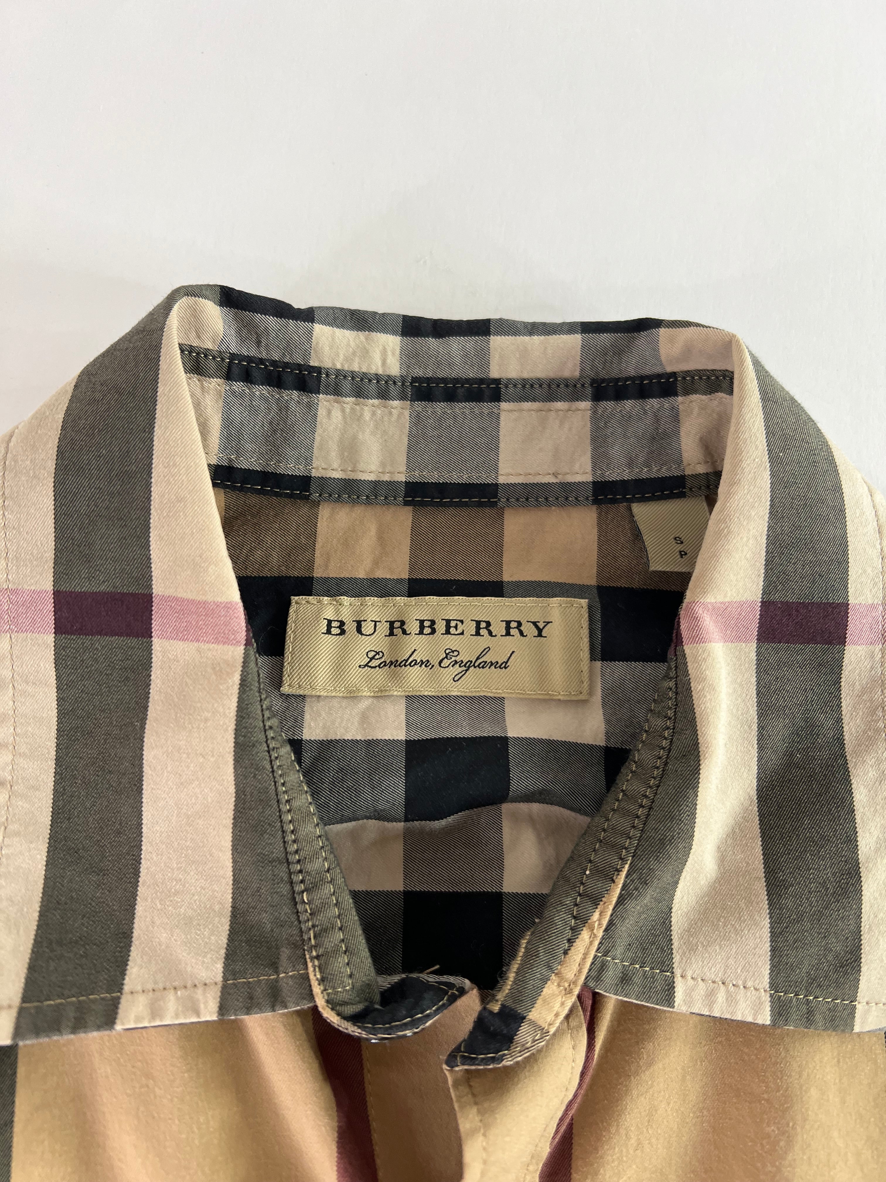 Burberry skjorta