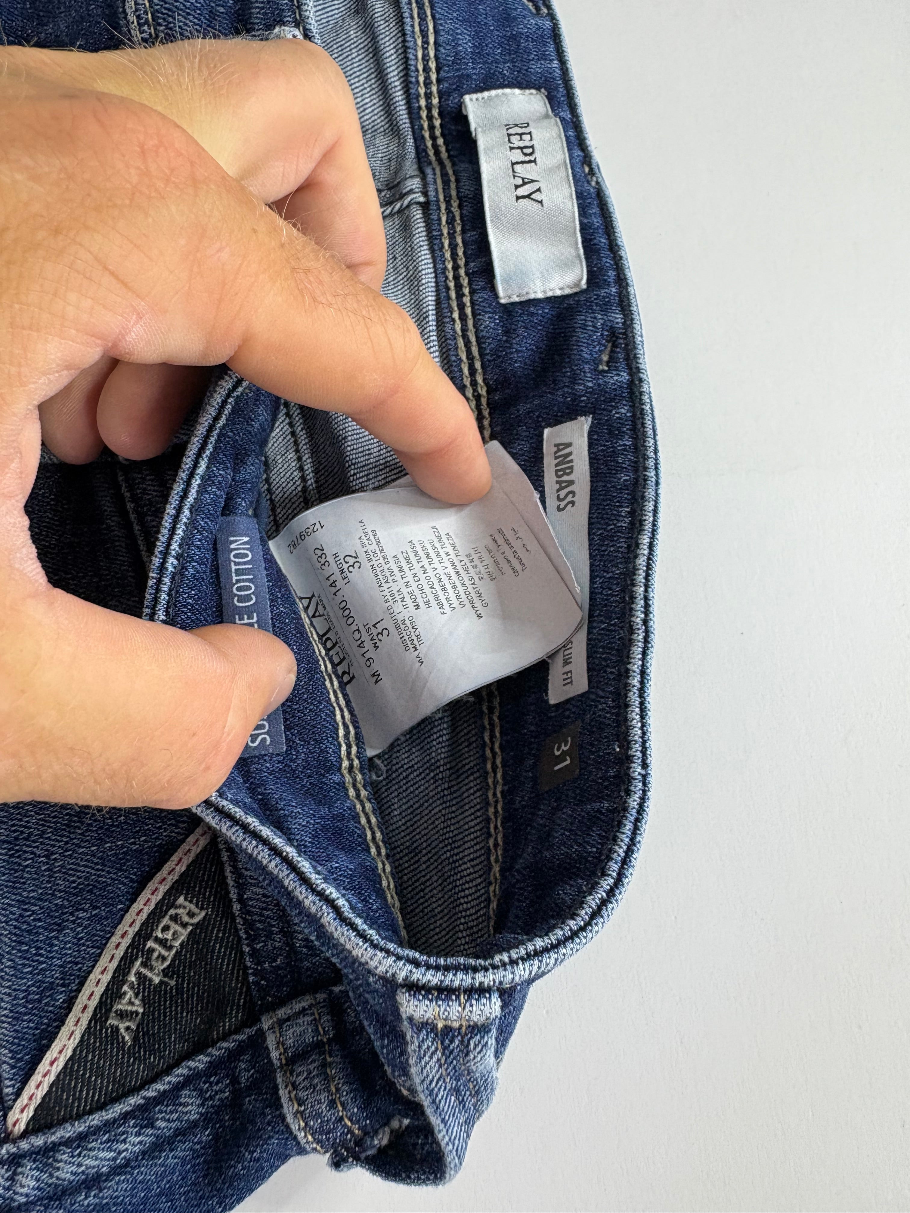 Replay Anbass Jean