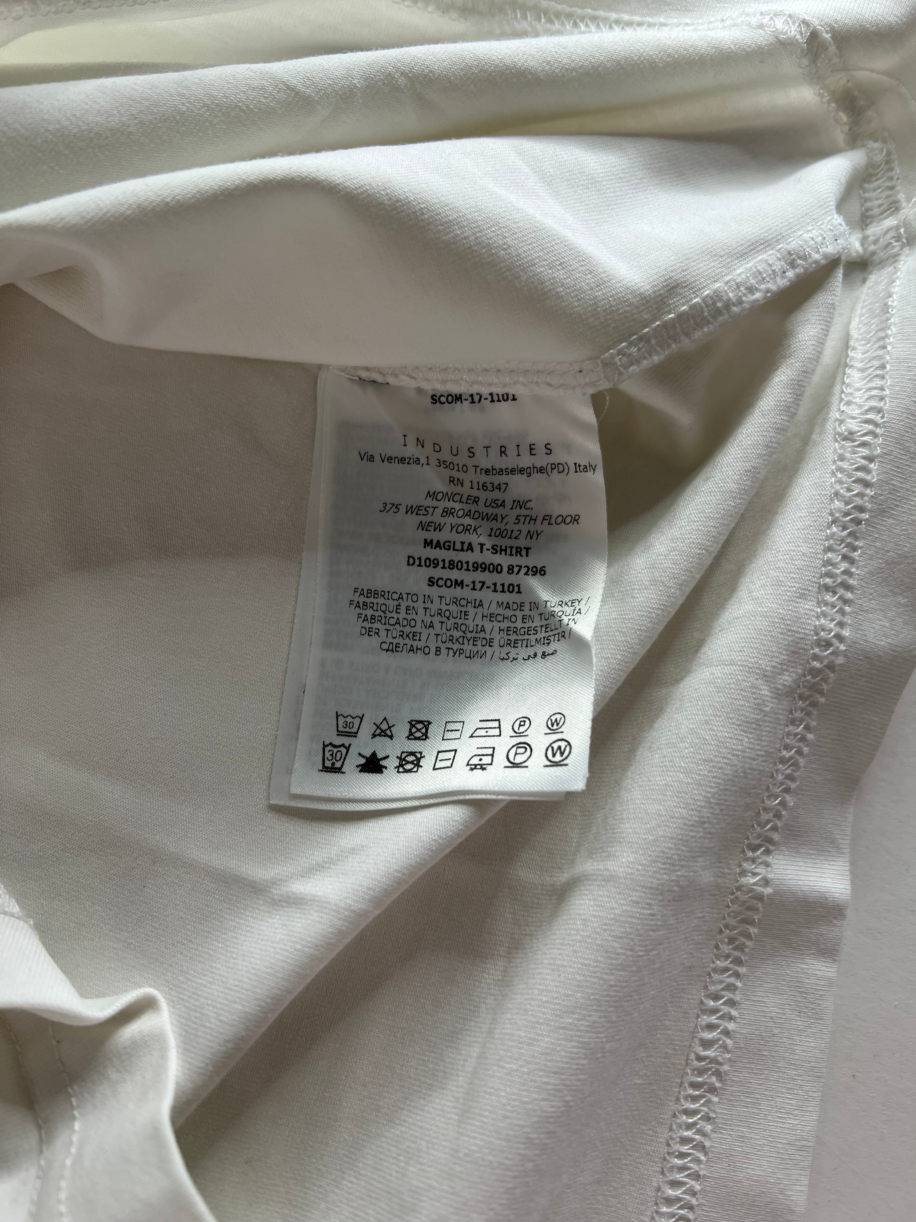 Moncler T-Shirt